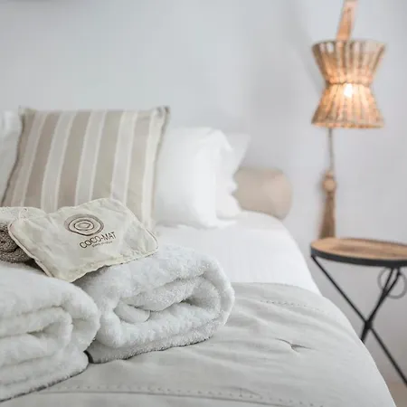 Olvio Living By The Sea *